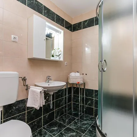 Jasna 2 تْسْغيكفانِتْسا